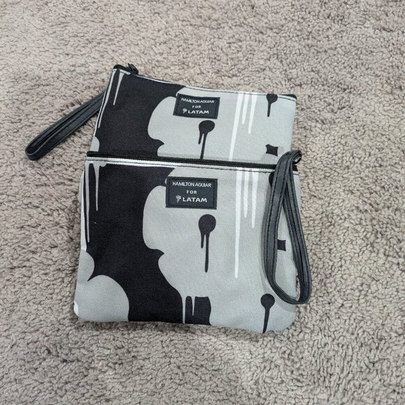 LATAM First Class Travel Pouch 2 - Picture 1 of 1